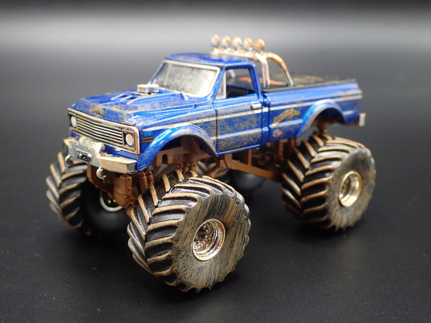 1970 70 CHEVY CHEVROLET K10 USA1 HERITAGE MONSTER TRUCK 1:64 SCALE DIECAST CAR