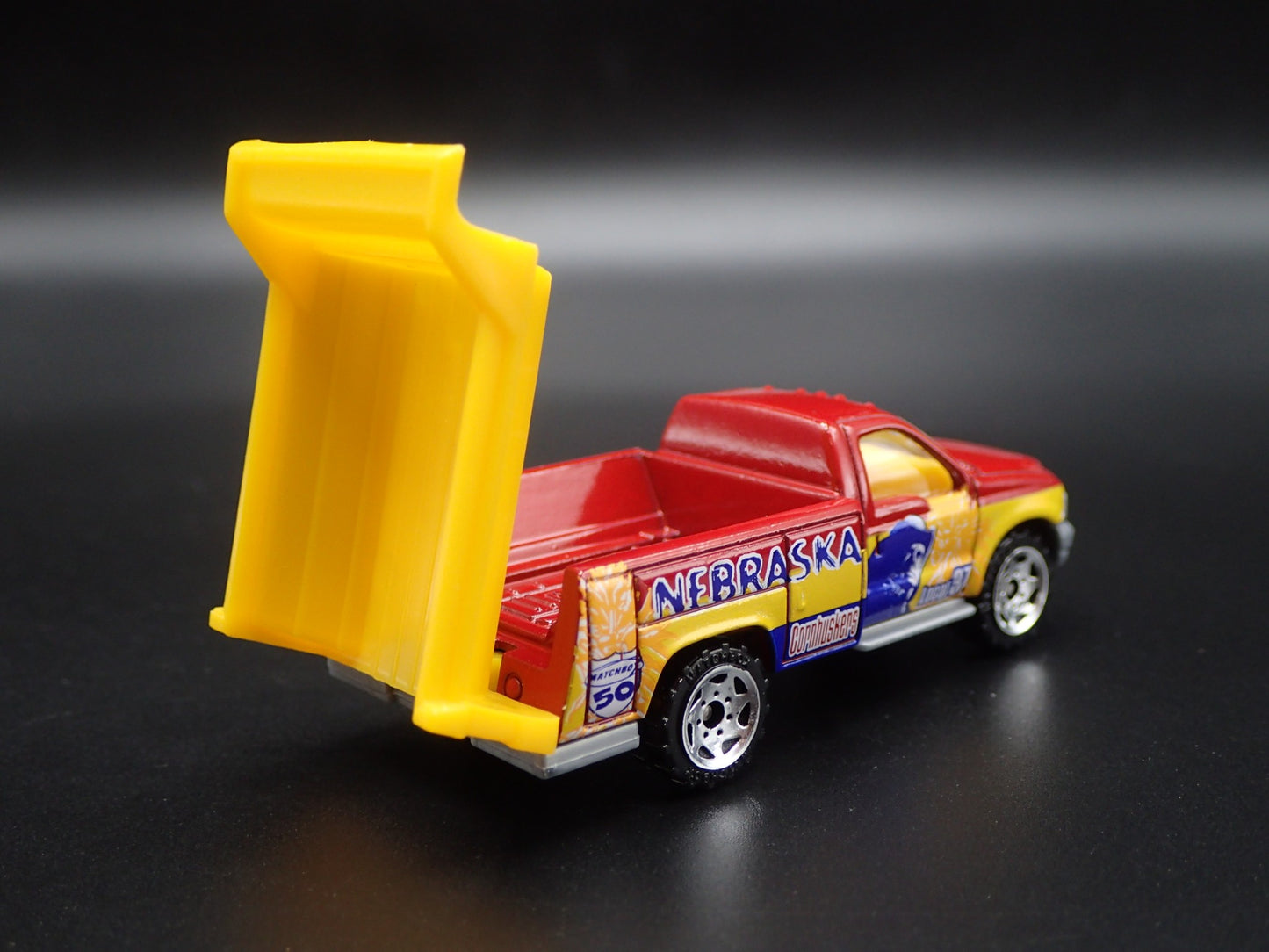 FORD F SERIES DUMP TRUCK NEBRASKA RED RARE 1:79 SCALE DIORAMA DIECAST MODEL CAR