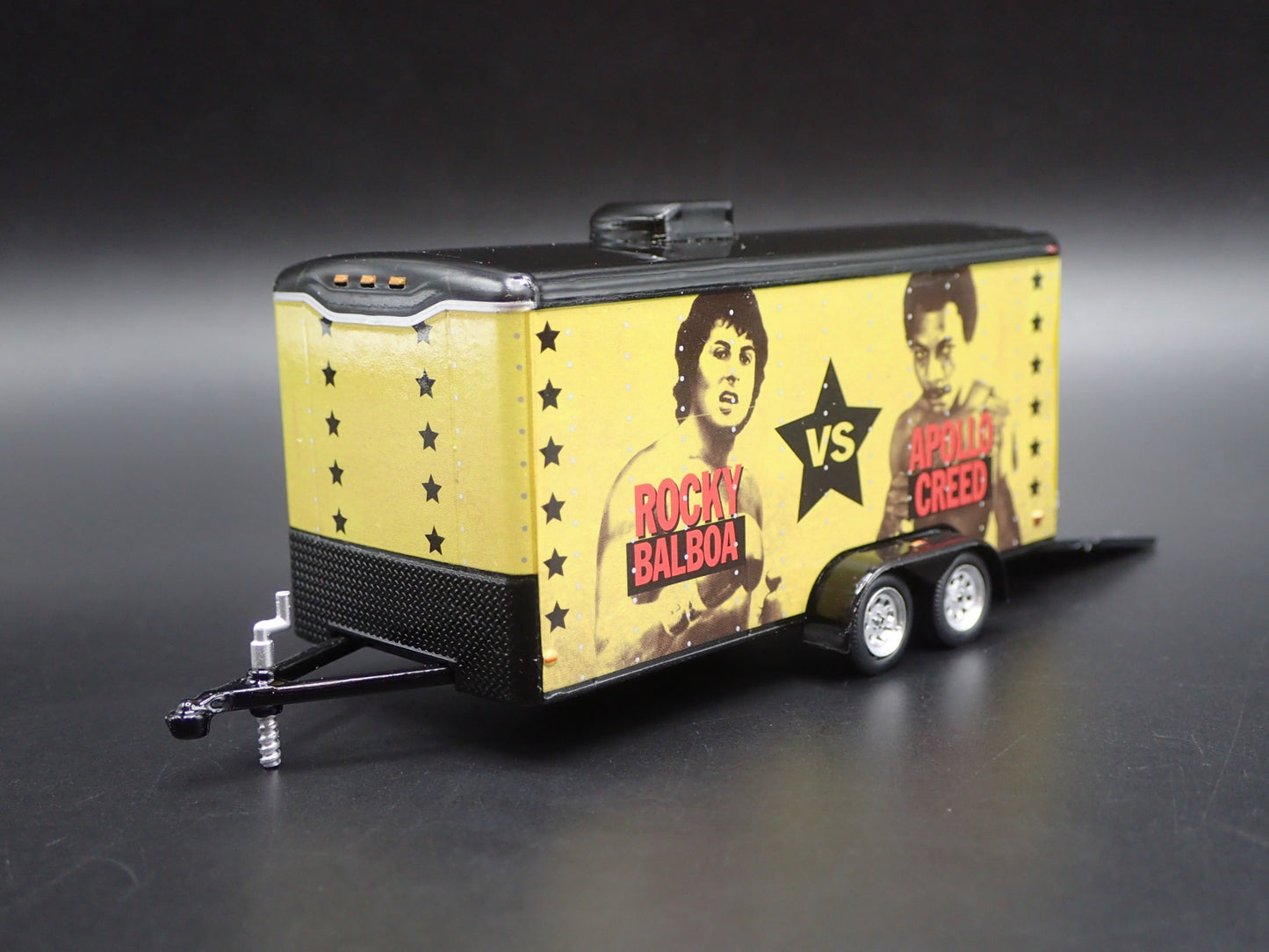 ROCKY APOLLO CREED ENCLOSED CAR HAULER TRAILER OPENING DOOR 1:64 DIORAMA MODEL