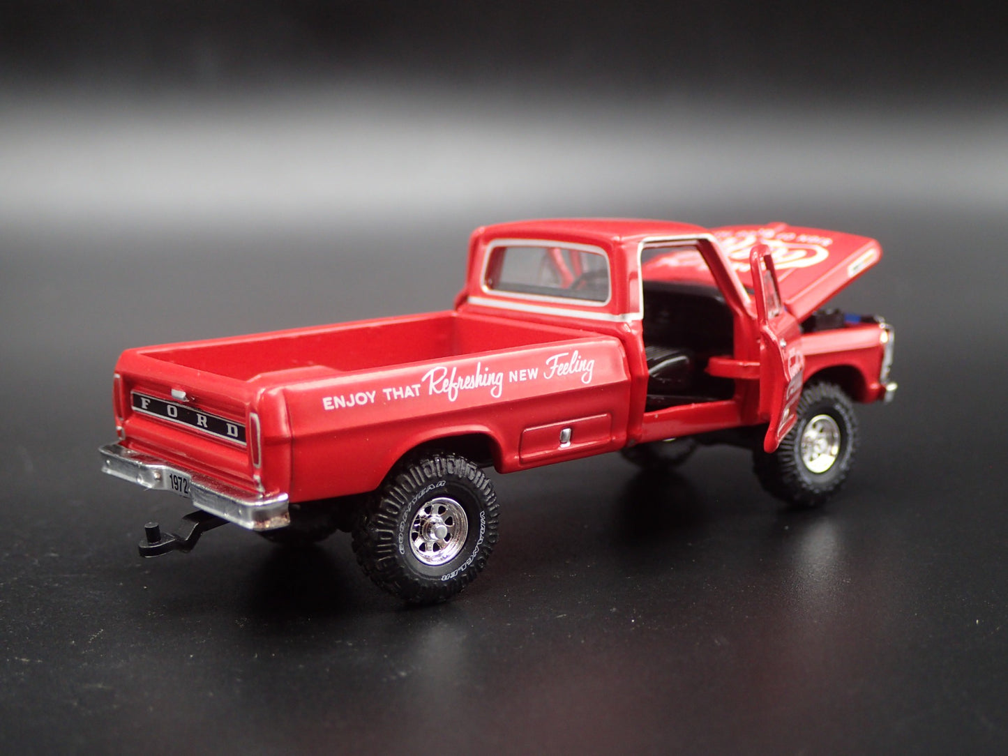 1972 FORD F250 EXPLORER 4X4 PICKUP TRUCK COCA COLA 1:64 SCALE DIECAST MODEL CAR