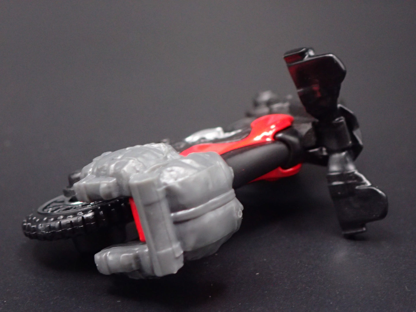 SPEED STRIKER DIRT BIKE MOTORCYCLE 1:64 SCALE DIORAMA DIECAST MOTORBIKE