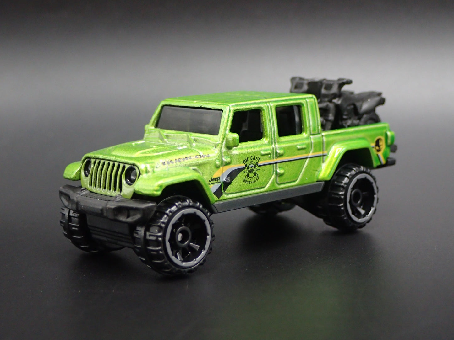 2020-2025 JEEP GLADIATOR PICKUP TRUCK JT 1:64 SCALE DIORAMA DIECAST MODEL CAR