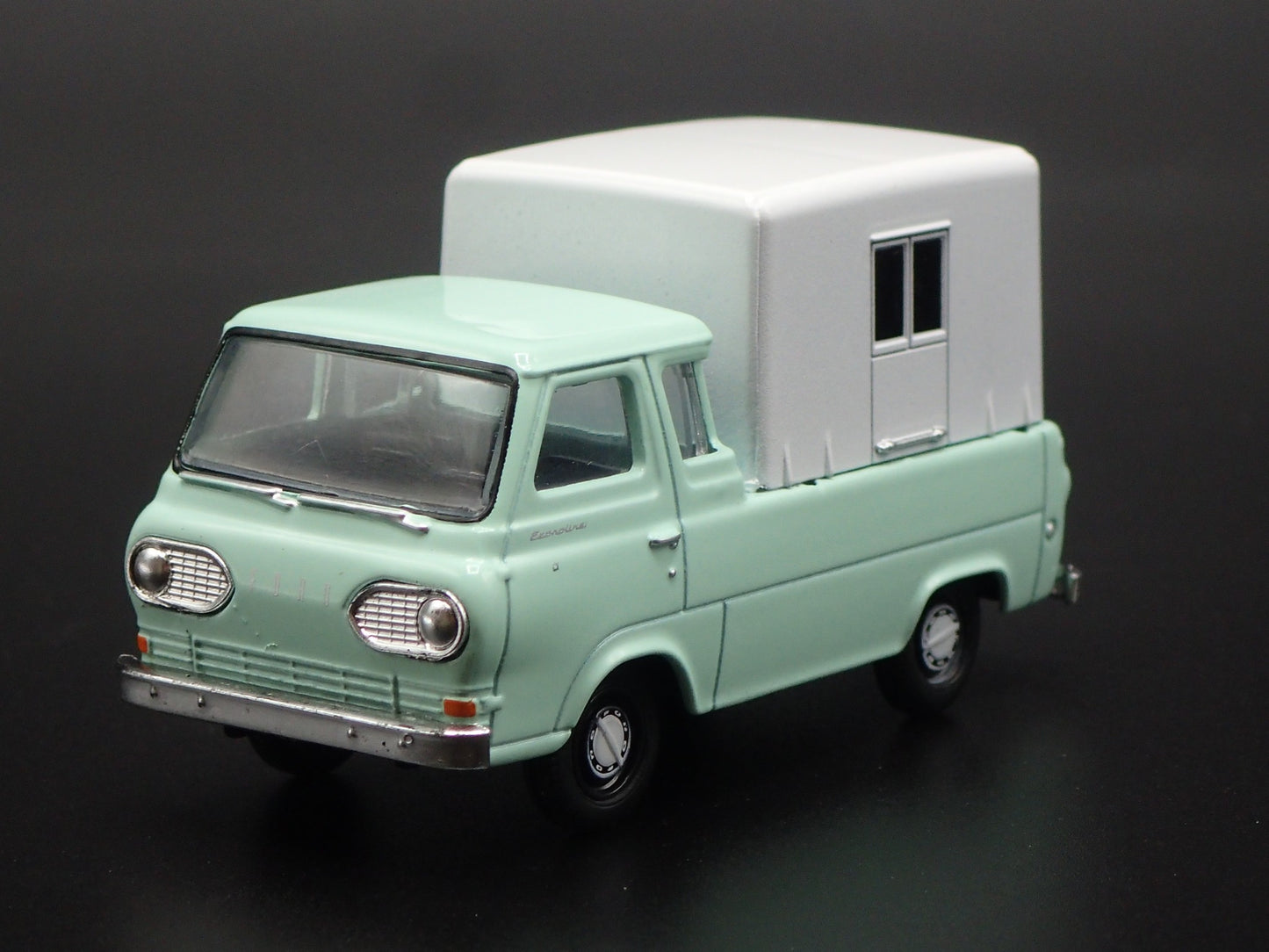 1965 65 FORD ECONOLINE PICKUP CAMPER TRUCK 1:64 SCALE DIORAMA DIECAST MODEL CAR