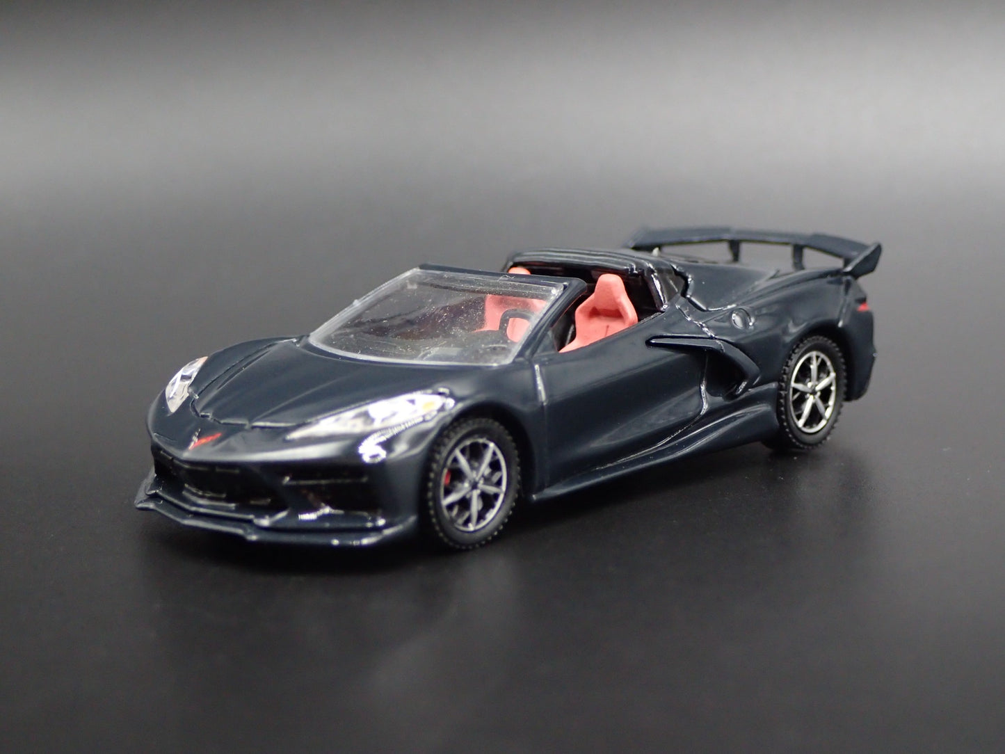 2020-2025 CHEVY CHEVROLET CORVETTE STINGRAY C8 1:64 SCALE DIECAST MODEL CAR