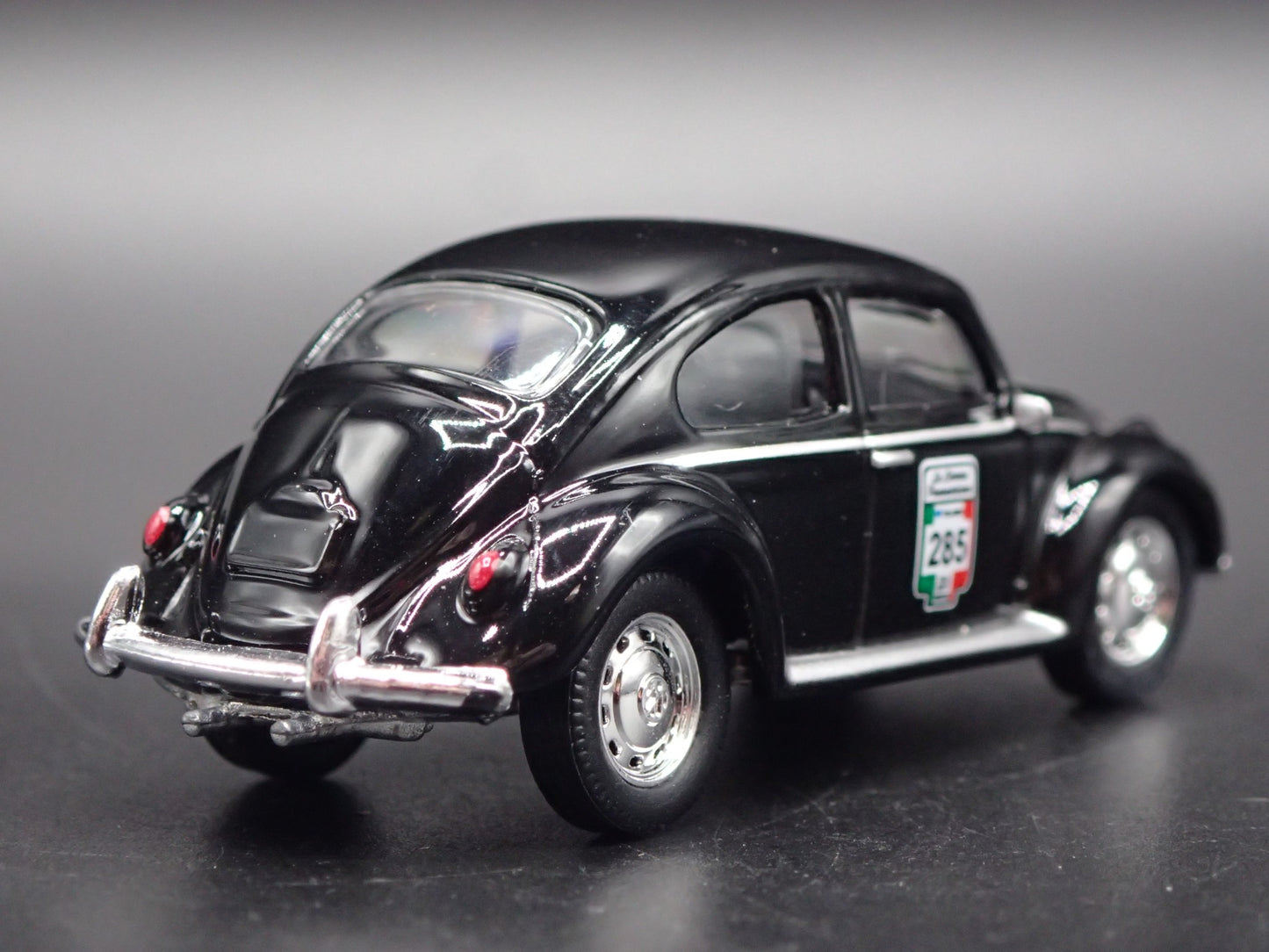 1960-1967 VW VOLKSWAGEN CLASSIC BEETLE BUG RALLY 1:64 SCALE DIECAST MODEL CAR