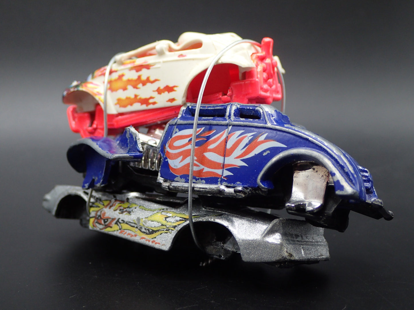 VW FORD CHEVY 3 CARS CRUSHED ON A FLATBED TRAILER 1:64 SCALE DIECAST MODEL CAR