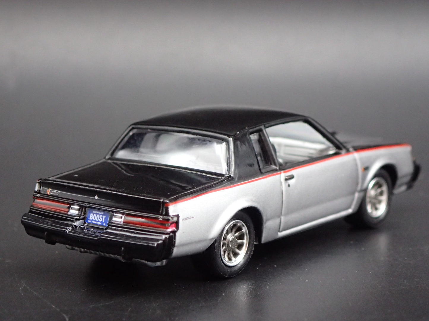 1985 85 BUICK REGAL T-TYPE RARE 1:64 SCALE COLLECTIBLE DIORAMA DIECAST MODEL CAR