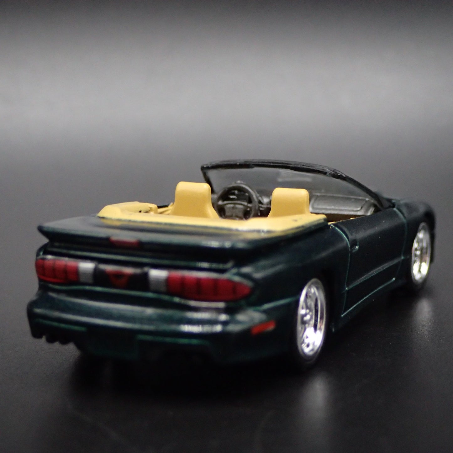 1996 96 PONTIAC FIREBIRD TRANS AM T/A CONVERTIBLE 1:64 SCALE DIECAST MODEL CAR