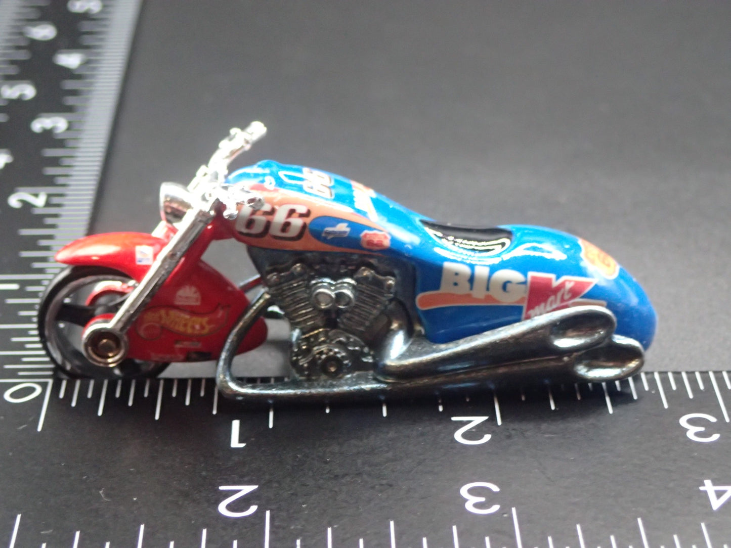 SCORCHIN SCOOTER MOTORCYCLE BIG KMART 66 1:64 HOT WHEELS SCALE DIECAST MODEL CAR