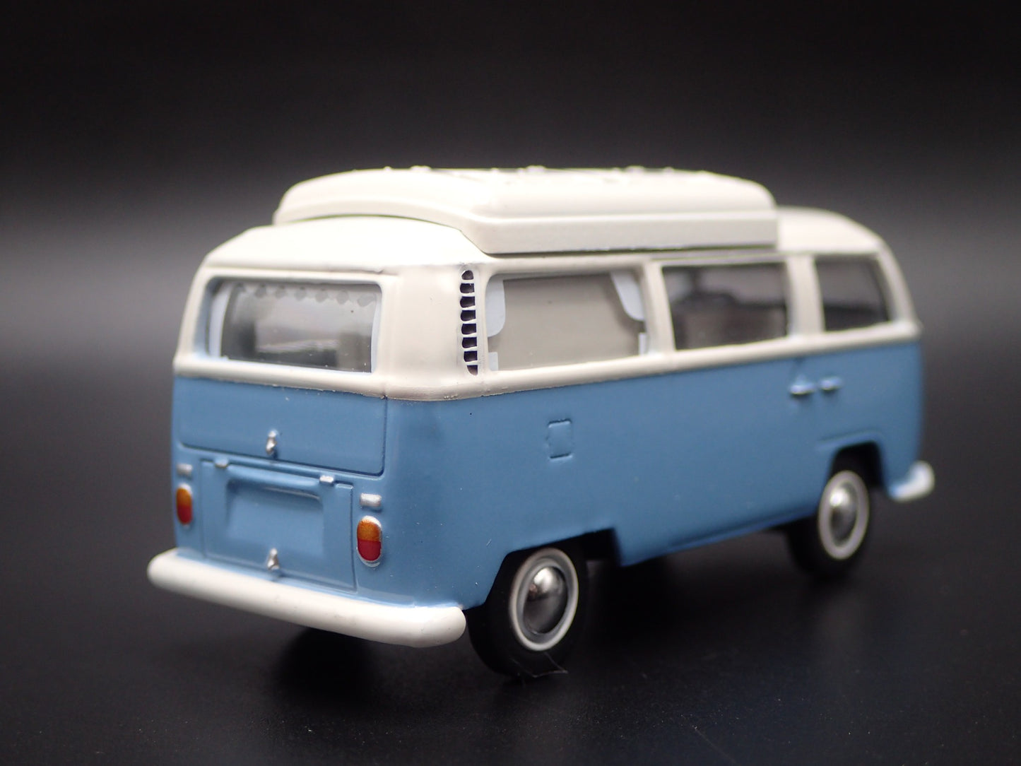 VW VOLKSWAGEN TYPE 2 T2 CAMPER WINDOW BUS 1/64 SCALE DIORAMA DIECAST MODEL CAR