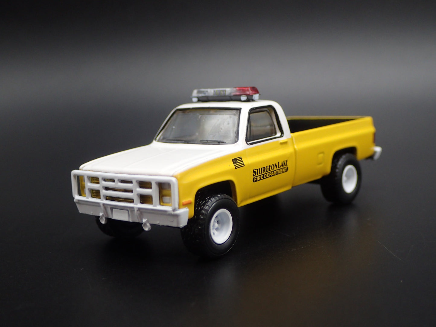 1987 CHEVY CHEVROLET TRUCK M1008 STURGEON LAKE FIRE 1:64 SCALE DIECAST MODEL CAR
