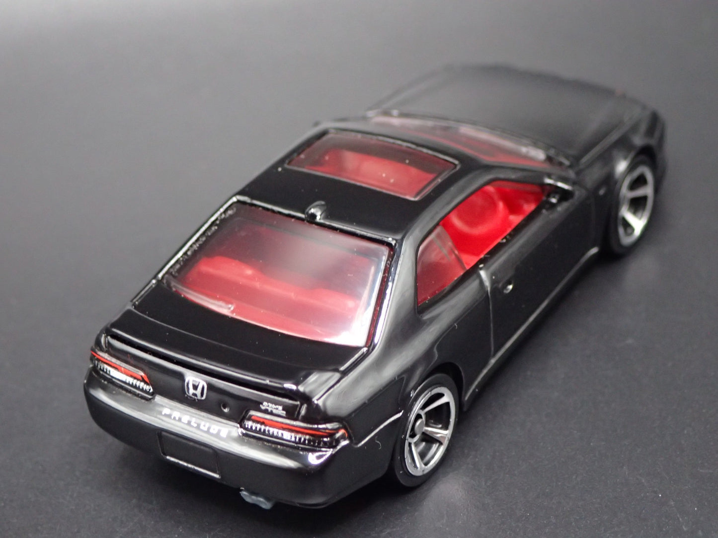 1997-2001 HONDA PRELUDE BLACK 1:64 SCALE COLLECTIBLE DIORAMA DIECAST MODEL CAR