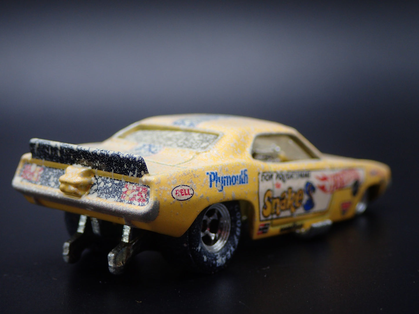 1972 PLYMOUTH CUDA SNAKE DON PRUDHOMME HOT WHEELS 1:64 SCALE DIECAST MODEL CAR