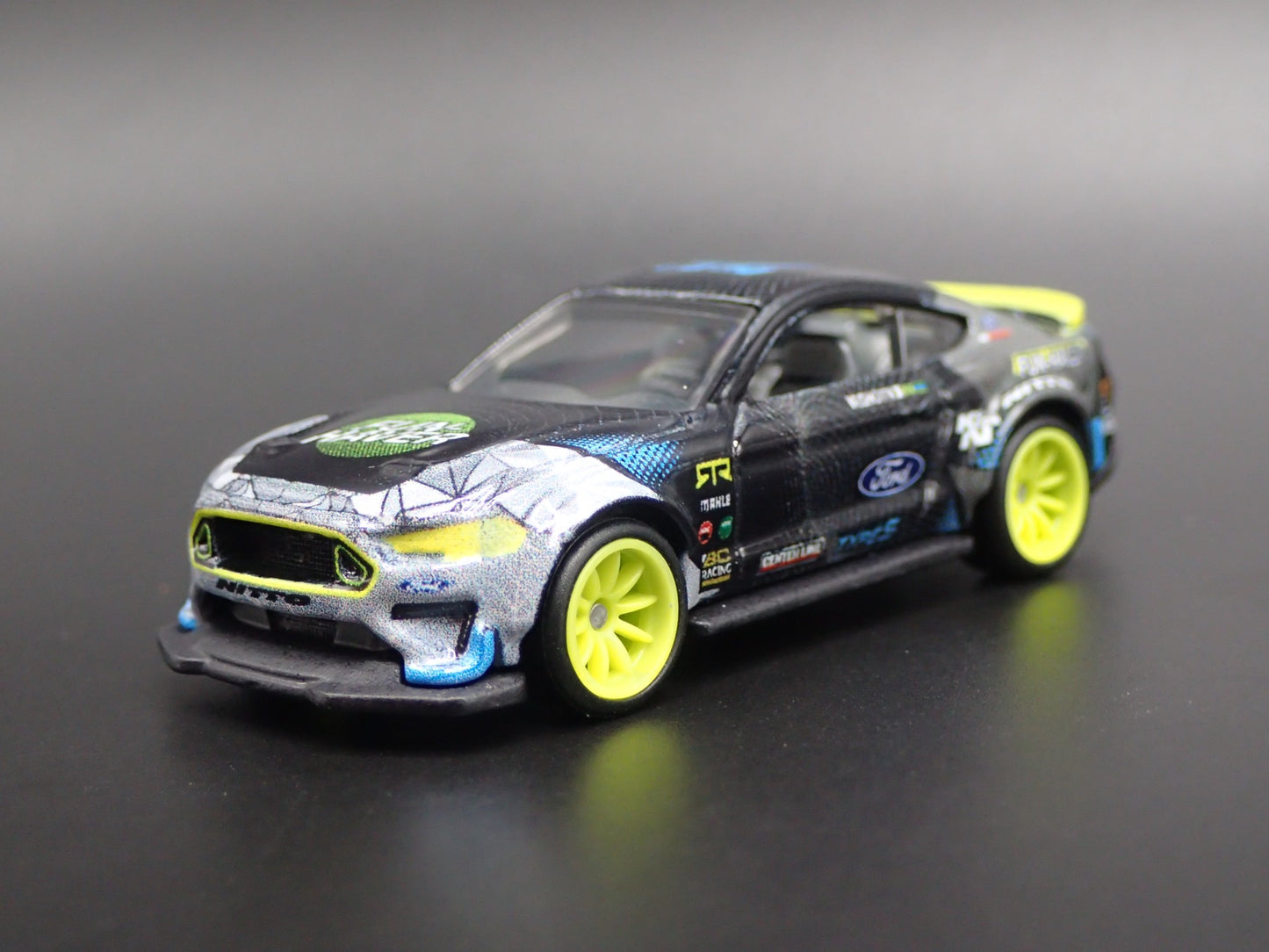 2015-2023 FORD MUSTANG RTR SPEC 5 BLACK 1/64 SCALE COLLECTIBLE DIECAST MODEL CAR