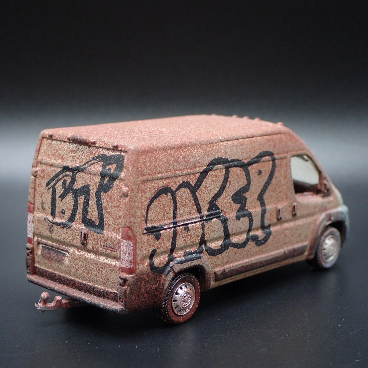 2019 19 RAM PROMASTER 2500 SPRINTER VAN TAGGED GRAFFITI 1:64 DIECAST MODEL CAR