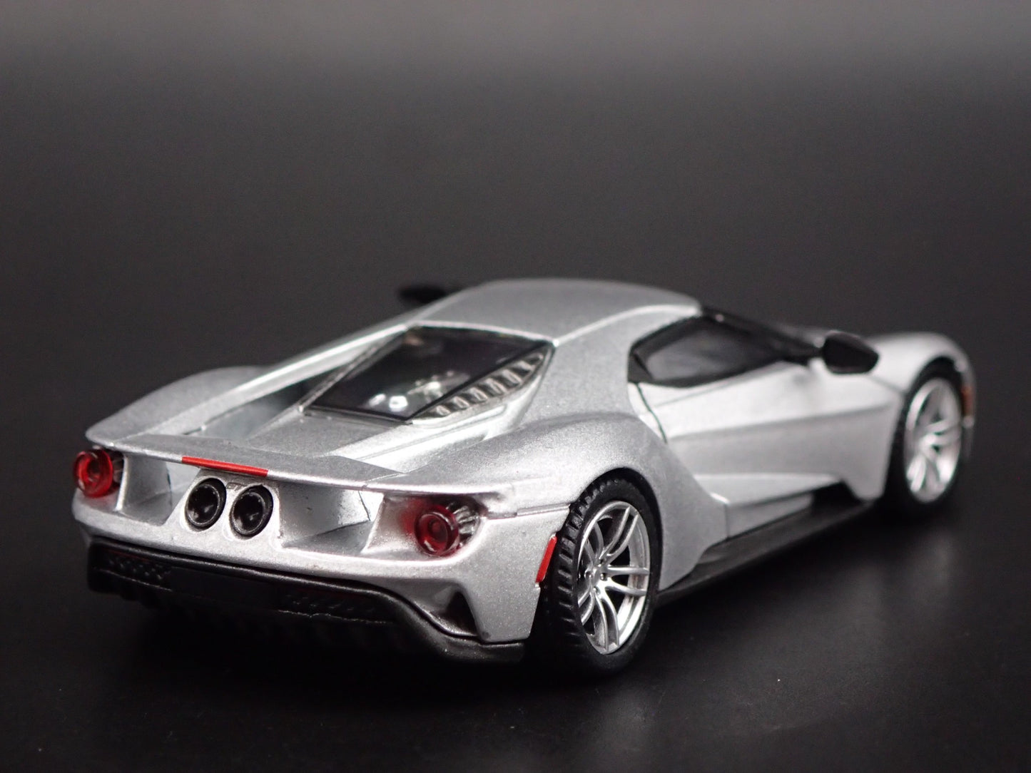 2017-2022 FORD GT SUPERCAR SILVER RARE 1:64 SCALE COLLECTIBLE DIECAST MODEL CAR