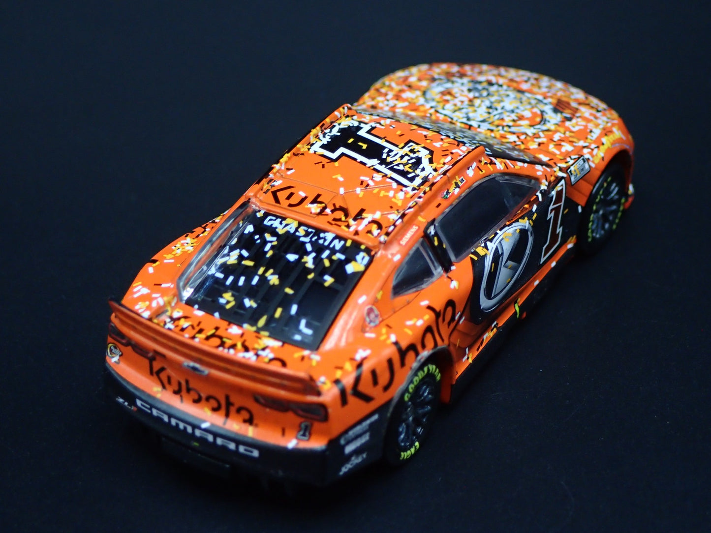 2024 CHEVY CAMARO ZL1 #1 ROSS CHASTAIN KUBOTA WIN NASCAR 1:64 DIECAST MODEL CAR