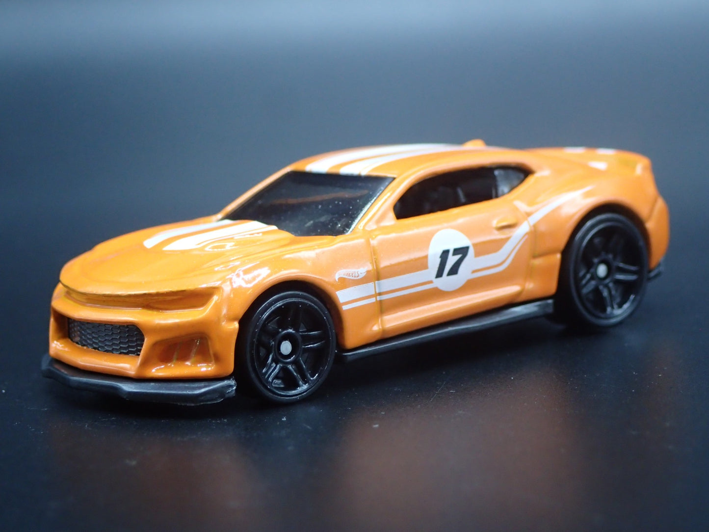 2016-2024 CHEVY CHEVROLET CAMARO ZL1 ORANGE 1/64 SCALE DIORAMA DIECAST MODEL CAR
