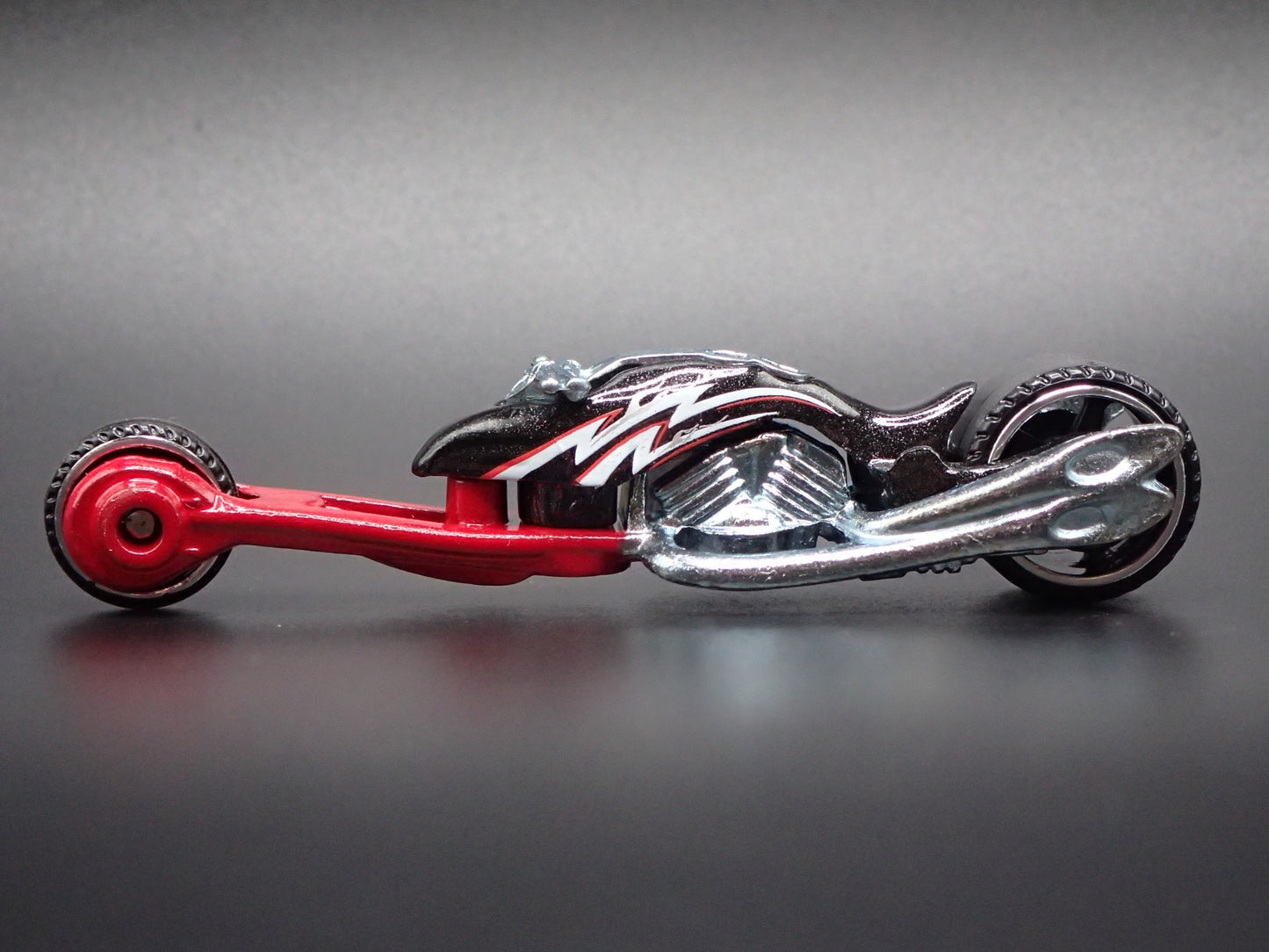 HAMMER SLED MOTORCYCLE HOT WHEELS RED 1:64 HW SCALE DIORAMA DIECAST MODEL CAR