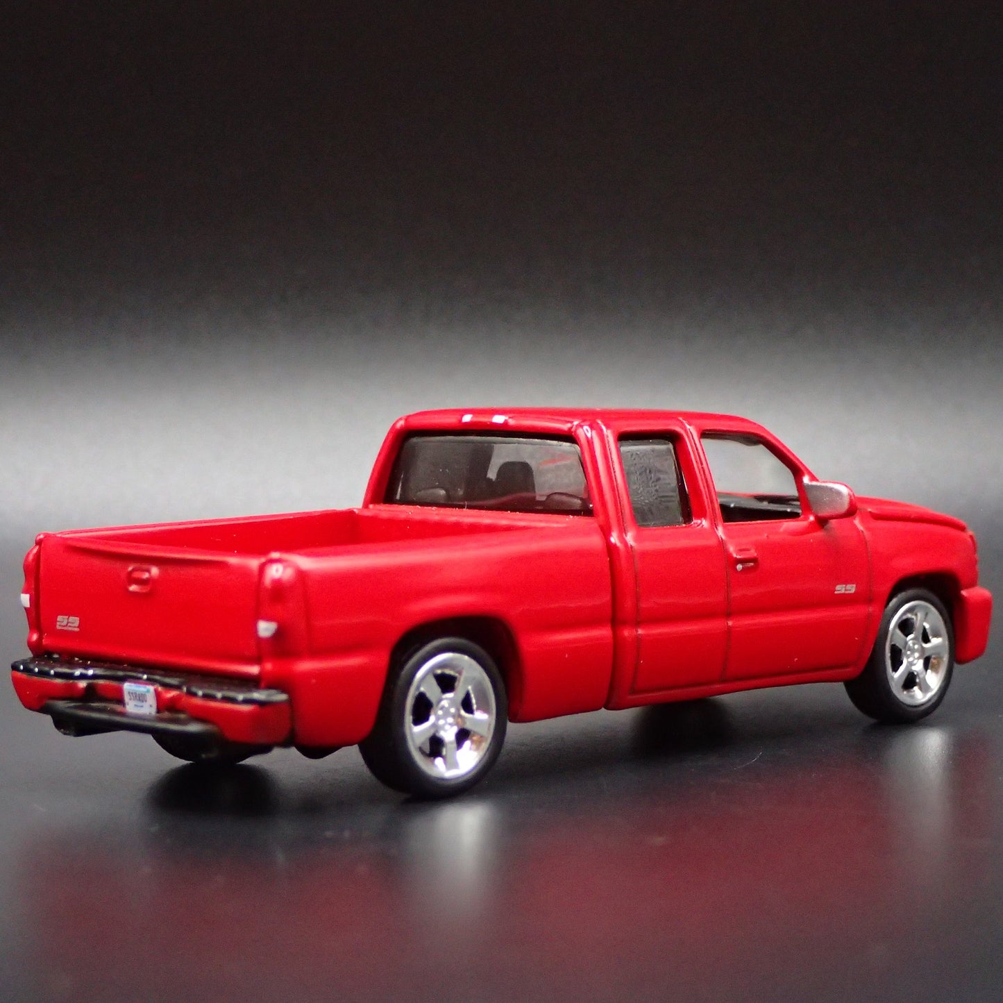 2003-2006 CHEVY CHEVROLET SILVERADO TRUCK SS CATEYE 1:64 SCALE DIECAST MODEL CAR