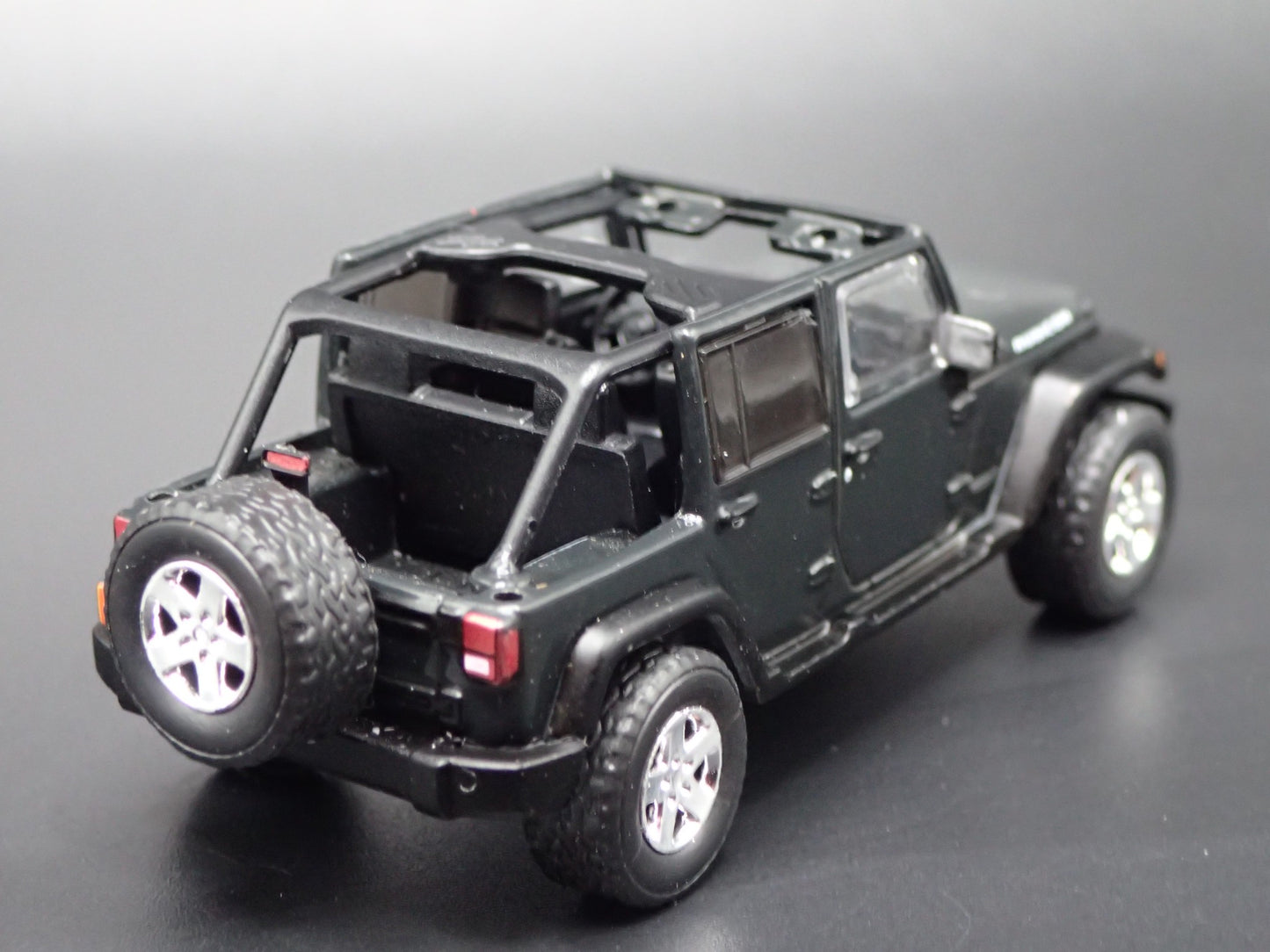 2006 - 2018 JEEP WRANGLER UNLIMITED RUBICON JK 4 DOOR 1:64 DIECAST MODEL CAR