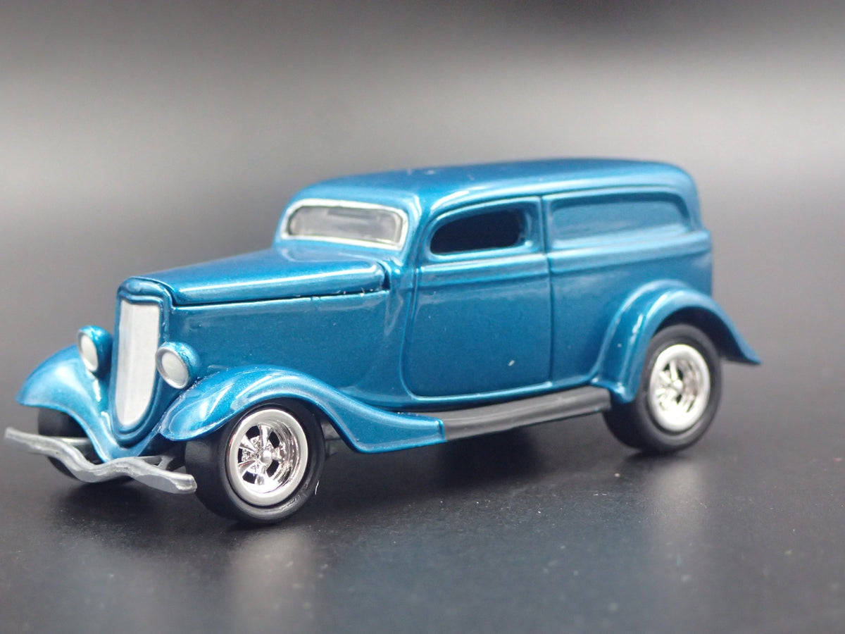 1933 33 FORD PANEL DELIVERY 1:64 SCALE COLLECTIBLE DIORAMA DIECAST MODEL CAR-Burning Rubber Toy Company