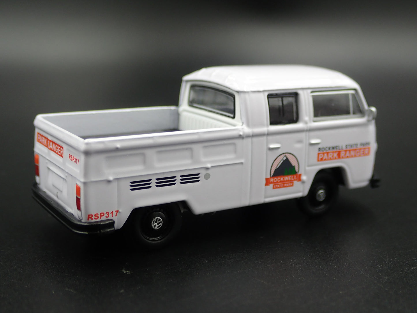 1967-1979 VW VOLKSWAGEN TYPE 2 DOUBLE CAB PICKUP 1/64 SCALE DIECAST MODEL CAR