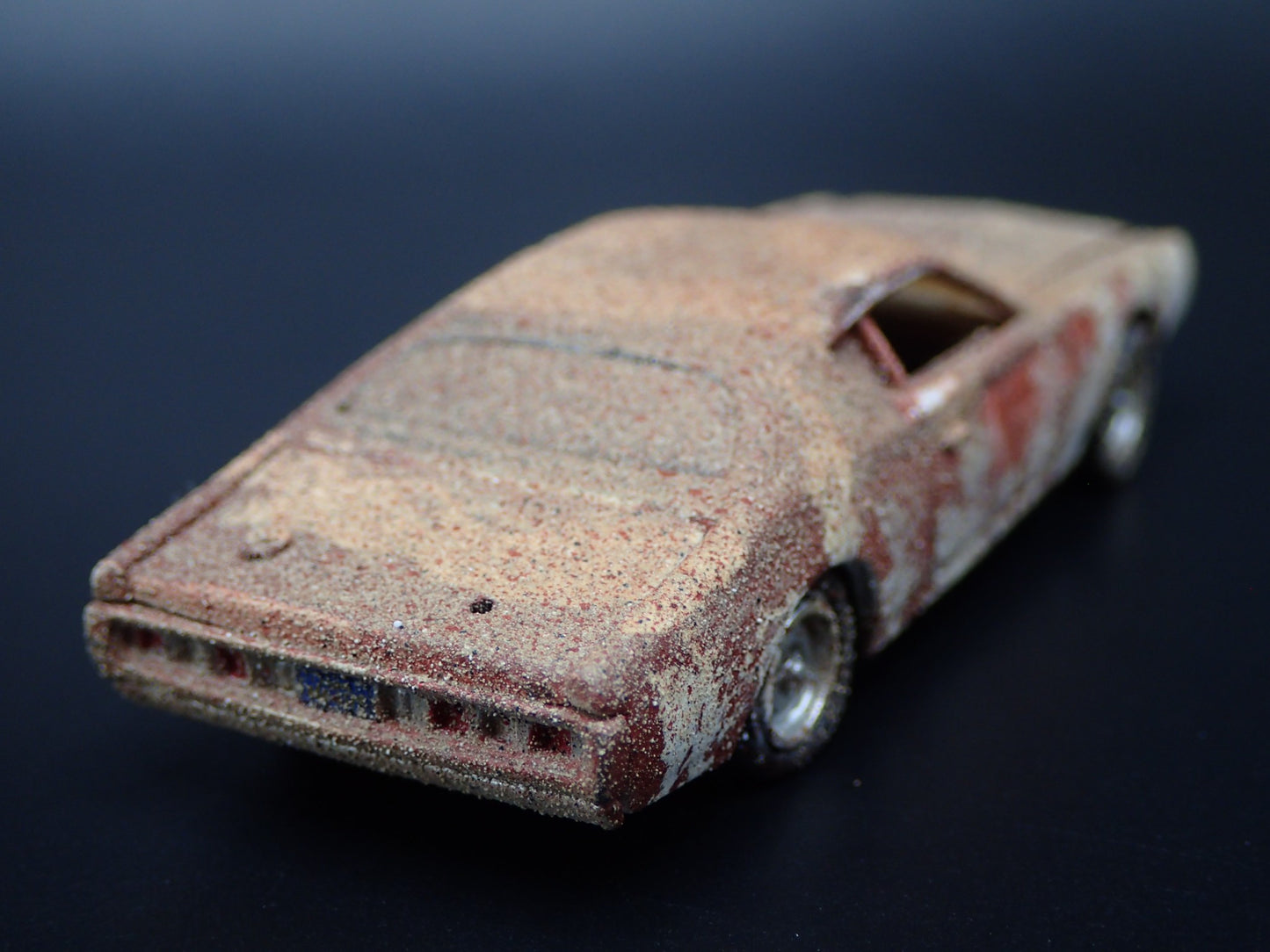 1971 71 DODGE CHARGER SUPER BEE CUSTOM BARN FIND 1:64 SCALE DIECAST MODEL CAR