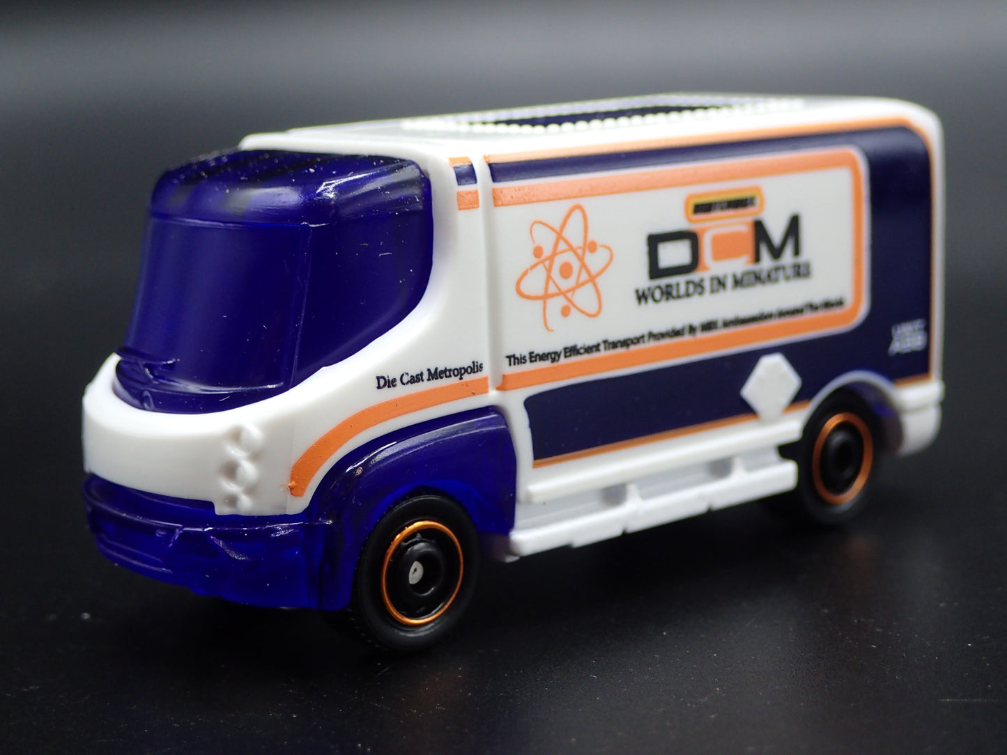 2009-2013 INTERNATIONAL eSTAR ELECTRIC VEHICLE VAN 1:64 SCALE DIECAST MODEL CAR
