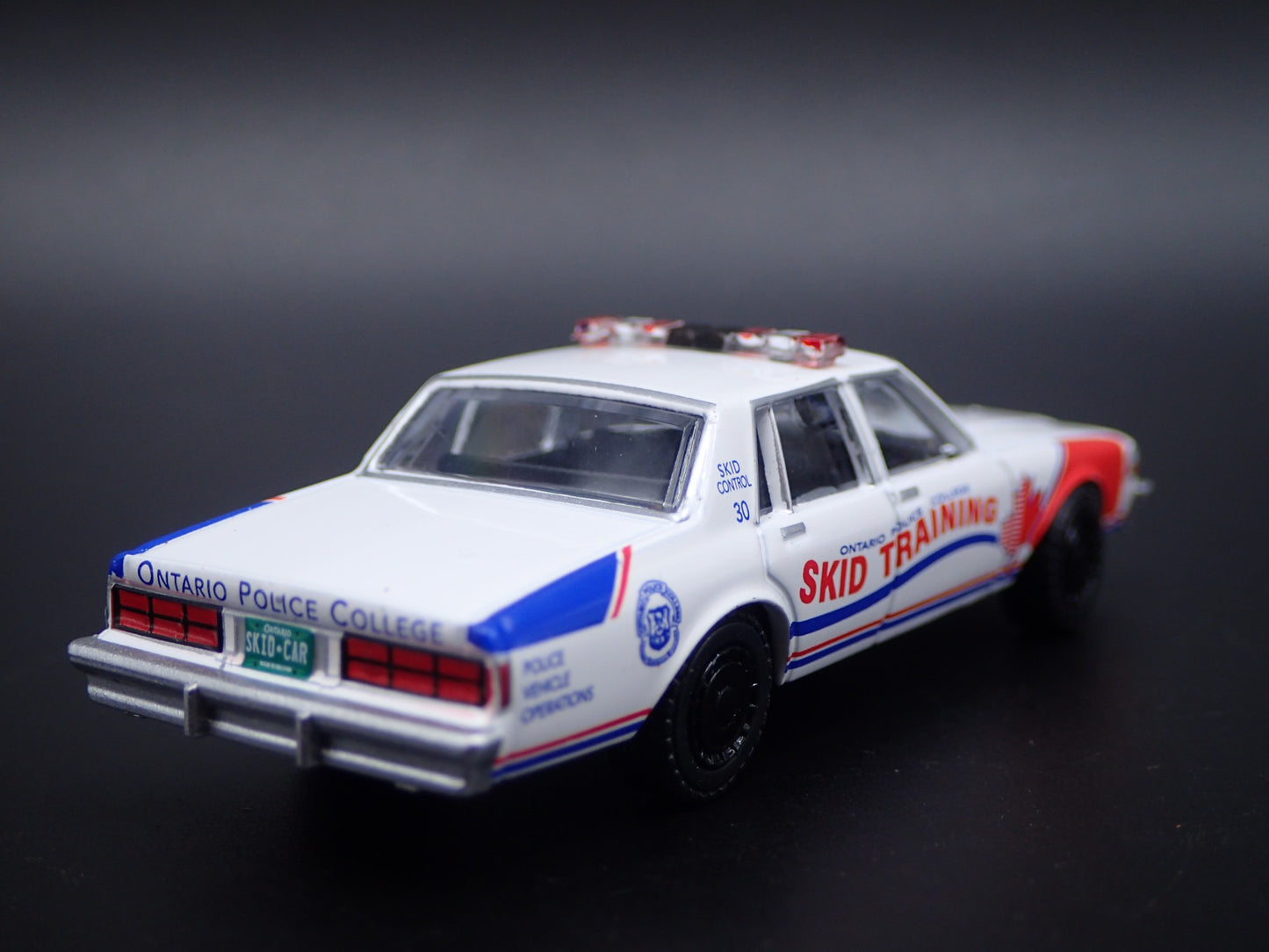 1987 87 CHEVY CHEVROLET CAPRICE ONTARIO, CA POLICE 1/64 SCALE DIECAST MODEL CAR