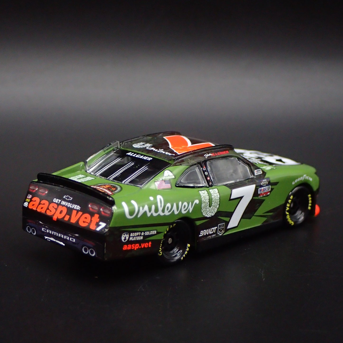 2022 CHEVY CAMARO #7 JUSTIN ALLGAIER UNILEVER MILITARY NASCAR 1:64 DIECAST CAR
