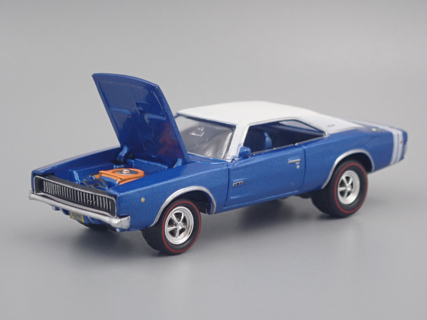 1968 68 DODGE CHARGER R/T HEMI BLUE 1:64 SCALE COLLECTIBLE DIECAST MODEL CAR