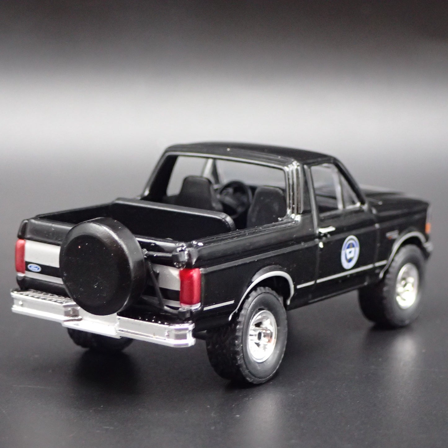 1992 92 FORD BRONCO MONTANA LIVESTOCK ASSOC YELLOWSTONE 1:64 SCALE DIECAST MODEL