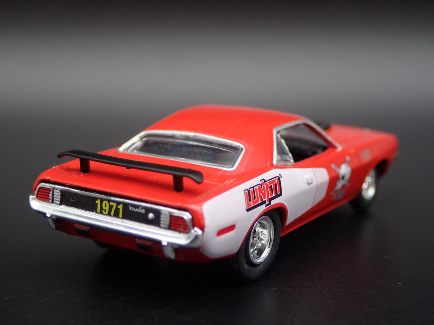 1971 71 PLYMOUTH CUDA HEMI LUNATI VOODOO 1:64 SCALE DIORAMA DIECAST MODEL CAR