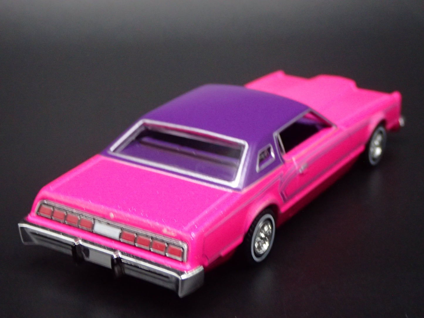 1975 75 FORD THUNDERBIRD LOWRIDER PINK 1:64 SCALE COLLECTIBLE DIECAST MODEL CAR