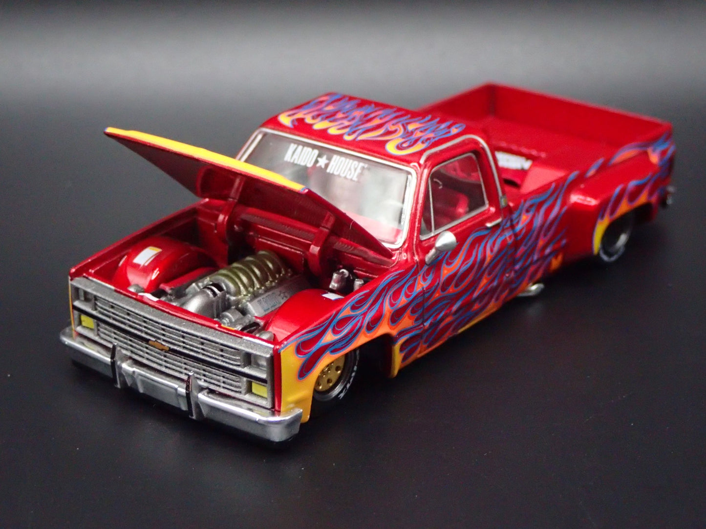 CHEVROLET SILVERADO DUALLY KAIDO FIRE V1 SQUAREBODY TRUCK 1/64 DIECAST MODEL CAR