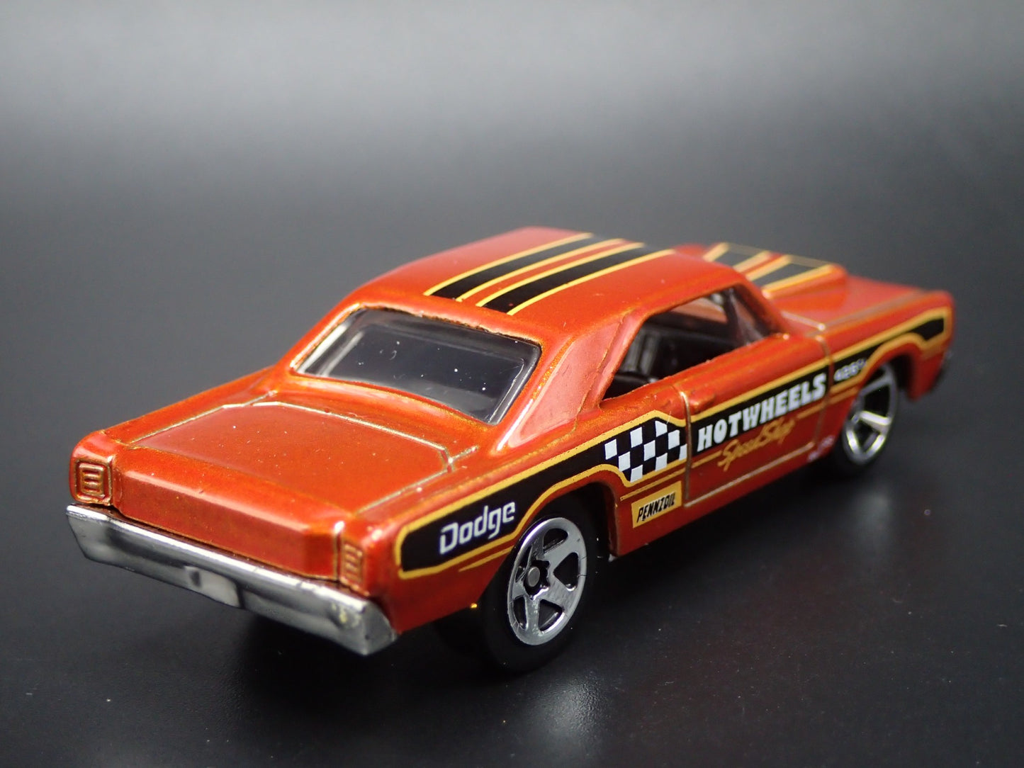 1968 68 DODGE DART NHRA DRAG HOT WHEELS 164 SCALE DIORAMA DIECAST MODEL CAR