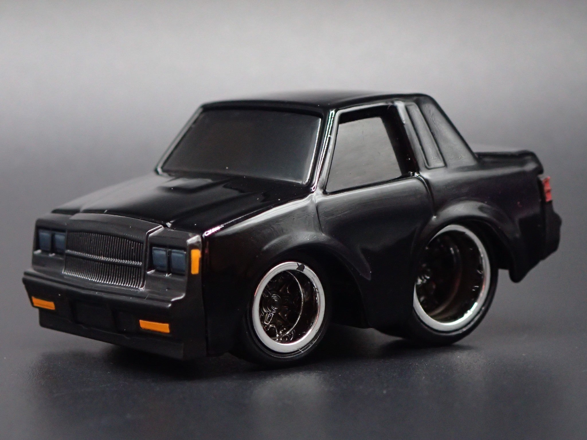 1987 87 BUICK GRAND NATIONAL CAR TUNED 1:64 SCALE DIORAMA DIECAST