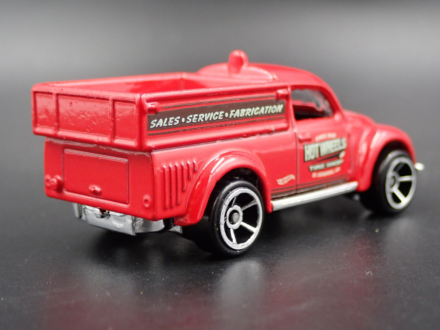 1949 49 VW VOLKSWAGEN BEETLE BUG PICKUP 1:64 SCALE DIORAMA DIECAST MODEL CAR