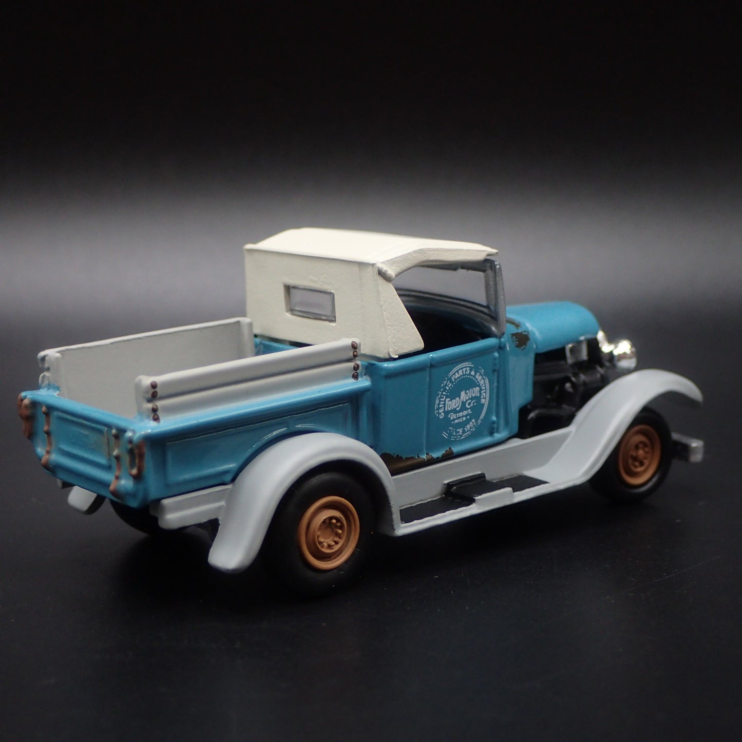 1929 29 FORD MODEL A PICKUP TRUCK BLUE 1:64 SCALE DIORAMA DIECAST MODEL CAR