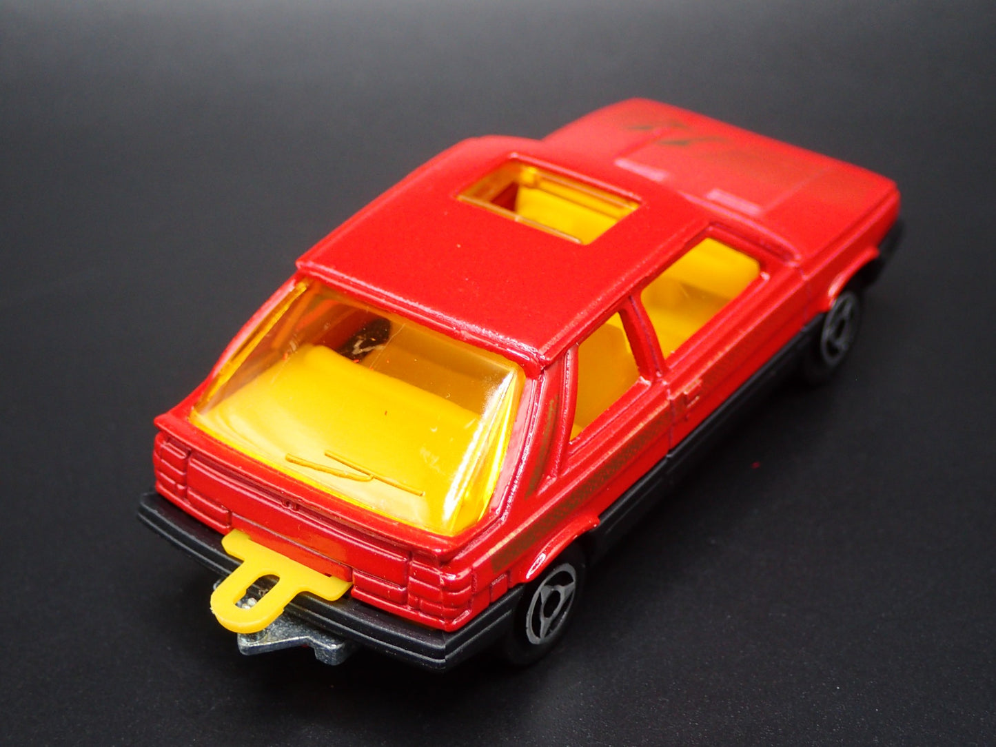 1984-1996 RENAULT 5 ENCORE RED 1:64 SCALE COLLECTIBLE DIORAMA DIECAST MODEL CAR