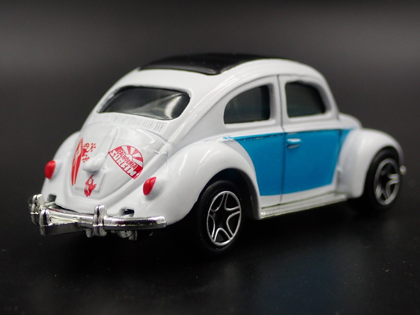 1960-1969 VW VOLKSWAGEN BEETLE BUG W HITCH 1:64 SCALE DIORAMA DIECAST MODEL CAR