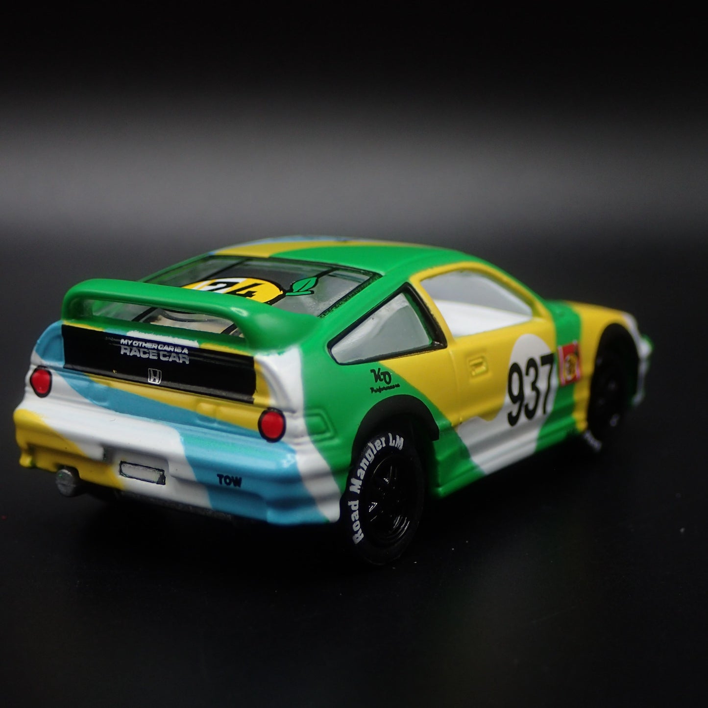 1984-1991 HONDA CRX HATCHBACK 1:64 SCALE COLLECTIBLE DIORAMA DIECAST MODEL CAR