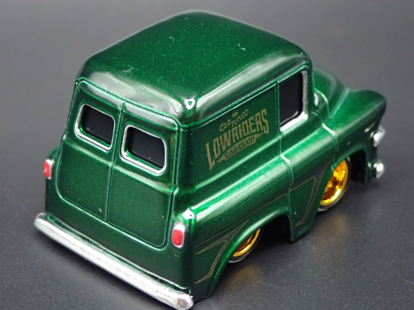 1957 57 GMC PANEL TRUCK CAR TUNED LOWRIDER 1/64 SCALE DIORAMA DIECAST MODEL CAR