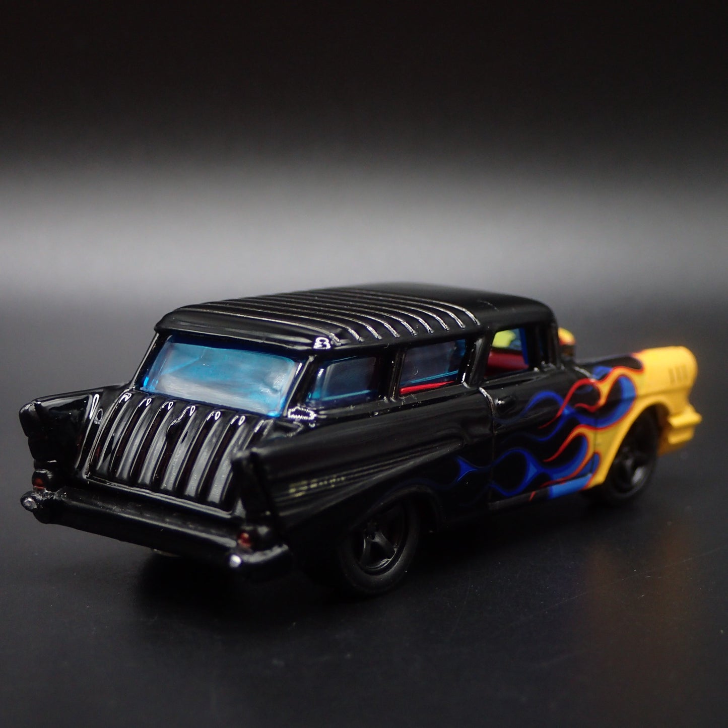 1957 57 CHEVY CHEVROLET NOMAD STATION WAGON BLACK 1:64 SCALE DIECAST MODEL CAR