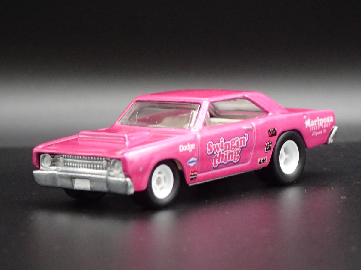 1968 68 DODGE DART SWINGIN THING NHRA DRAG 1:64 SCALE DIORAMA DIECAST MODEL CAR-Burning Rubber Toy Company