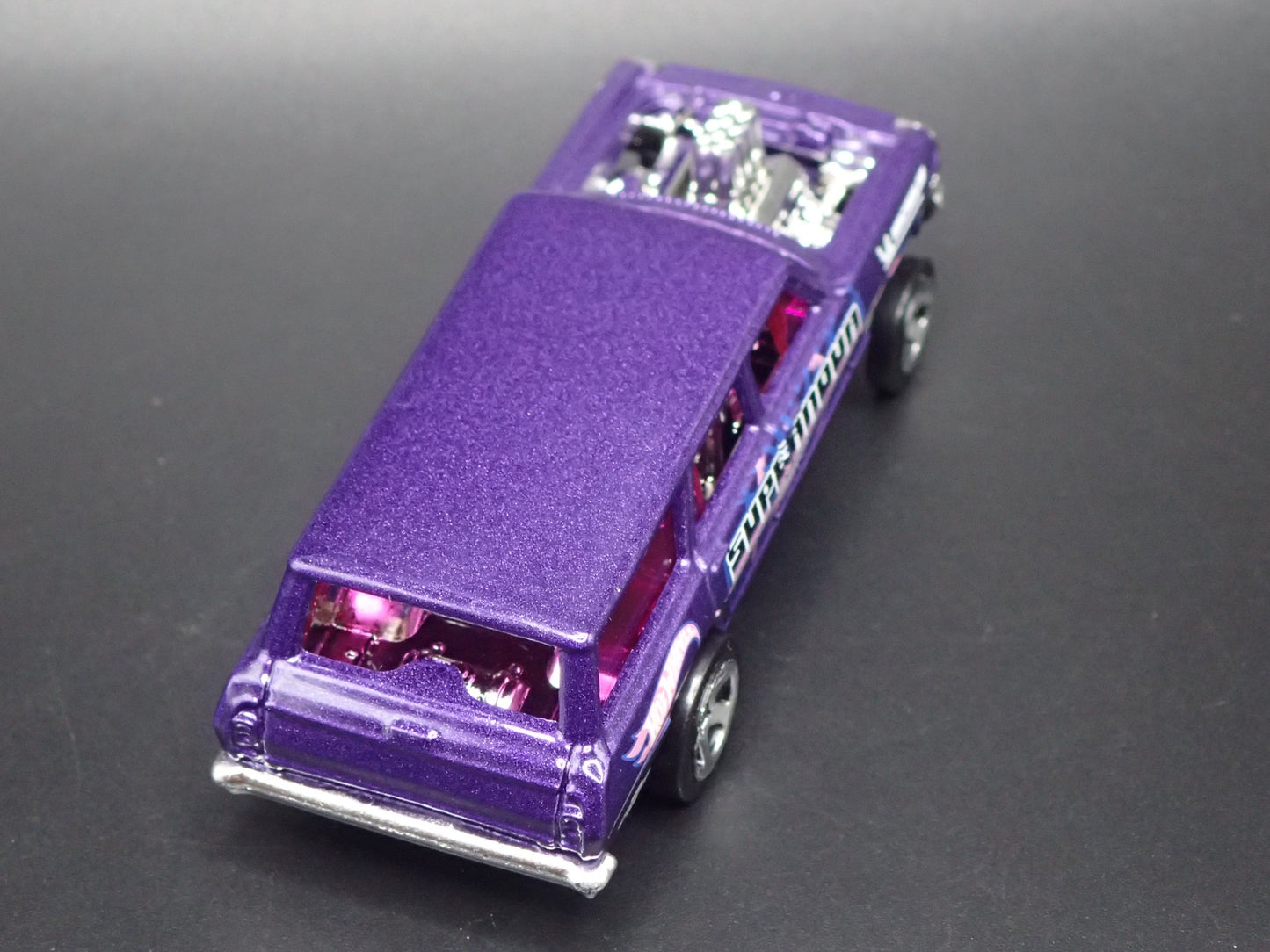1964 CHEVY CHEVROLET NOVA II STATION WAGON GASSER 1:64 SCALE DIECAST MODEL CAR