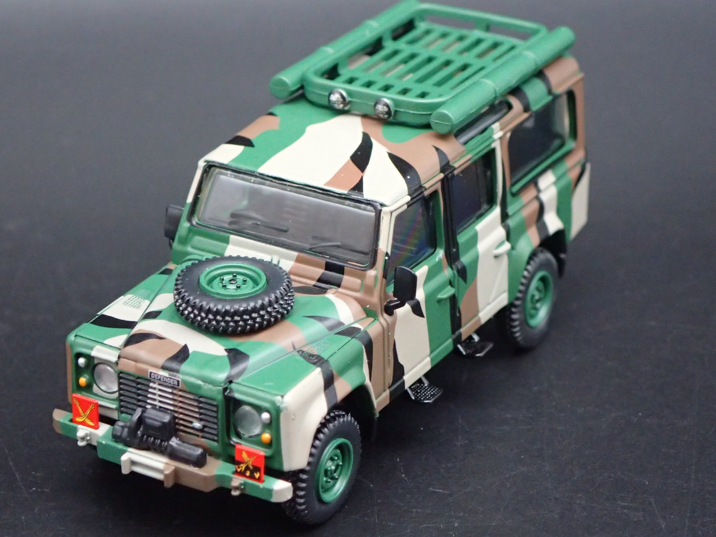 LAND ROVER DEFENDER 110 MALAYSIAN ARMY 1/64 SCALE COLLECTIBLE DIECAST MODEL CAR