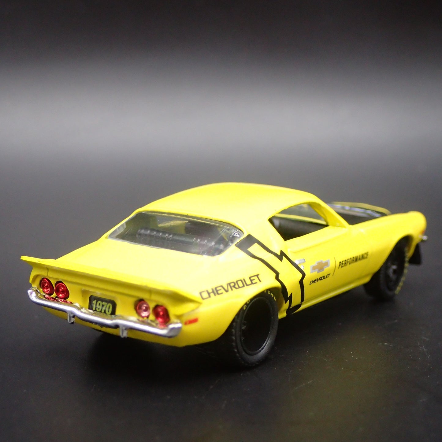 1970 70 CHEVY CHEVROLET CAMARO Z28 RS RARE 1:64 SCALE DIORAMA DIECAST MODEL CAR