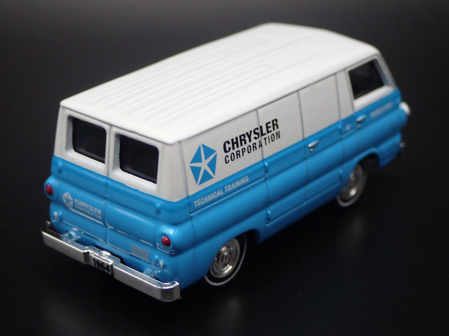 1964 64 DODGE A100 PANEL VAN PAN AM CHRYSLER CORP 1/64 SCALE DIECAST MODEL CAR